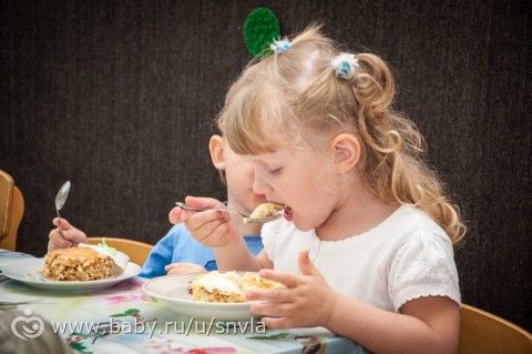 За летом зима – пролетели года, С тех пор, как пришли мы когда-то сюда. ...