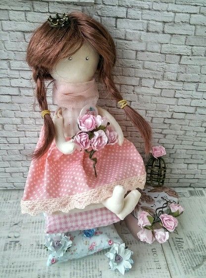 Мое хобби - текстильные куклы! Рада представить одну из последних работ!