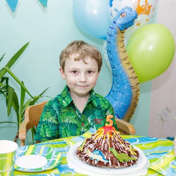 День рождения на тему динозавров (5 лет, 4-7 лет)