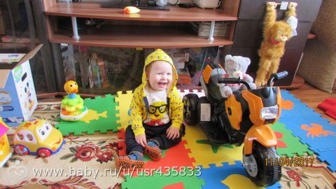 Нашему зайчику годик Нашему зайчику годик
