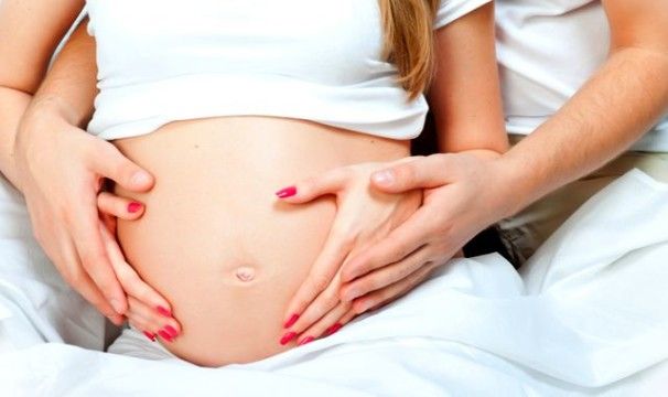 Во сколько чувствуется шевеление ребенка при первой беременности thumbnail